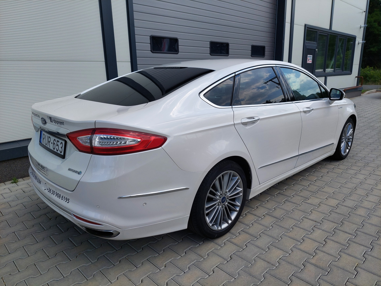 Ford Mondeo Hybrid
