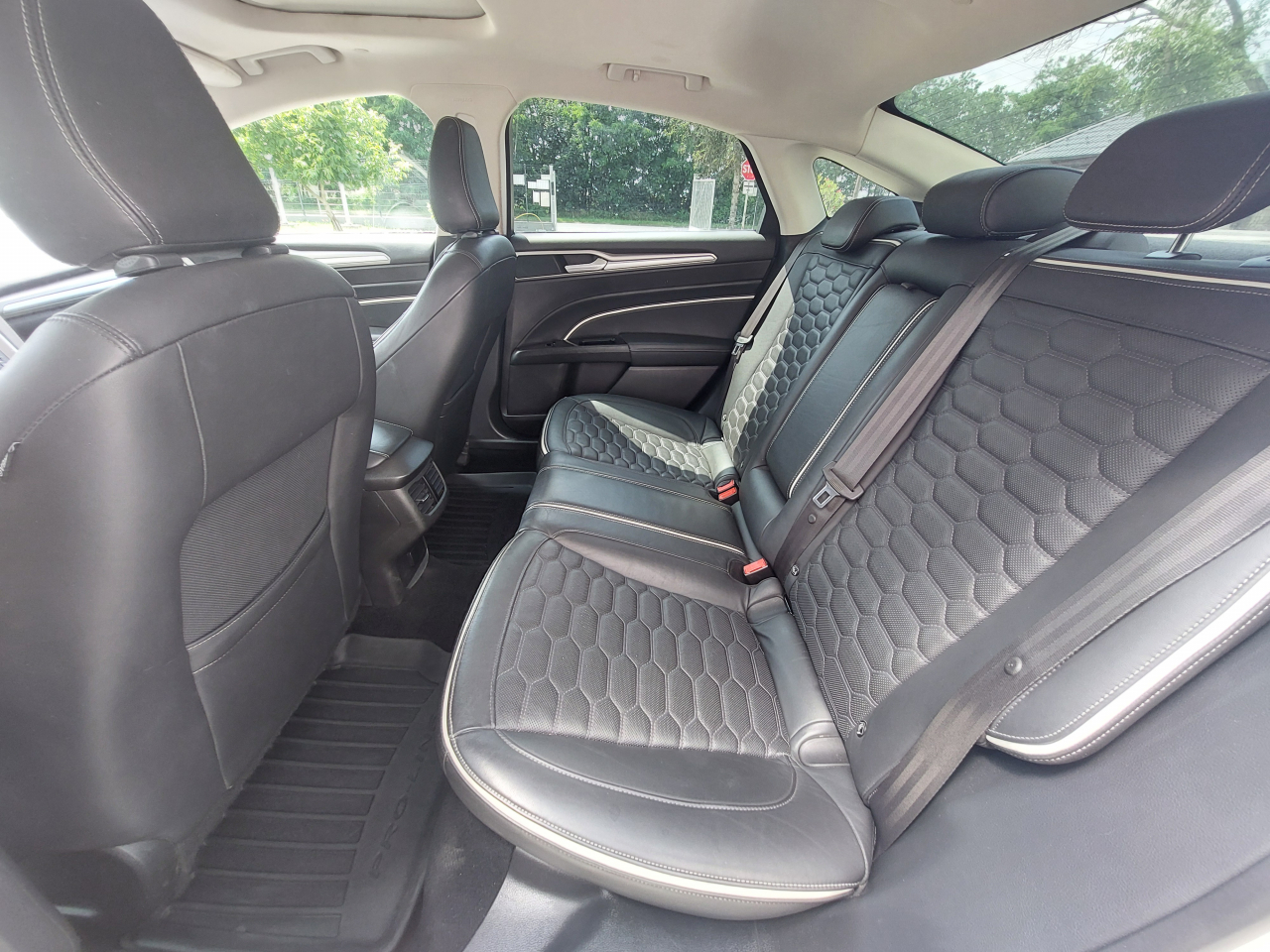 Ford Mondeo Hybrid