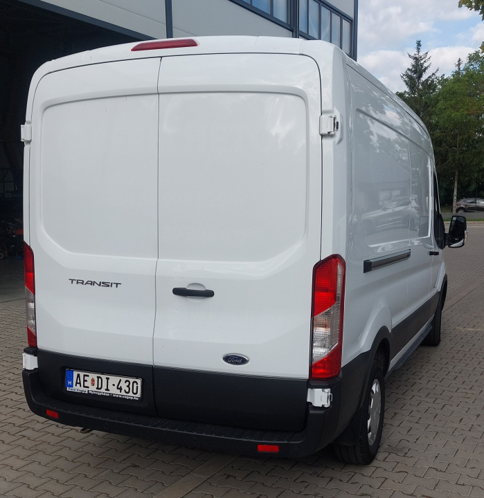 Ford Transit 2.0 TDCi 350 MWB Trend mHEV