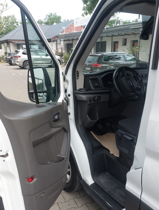 Ford Transit 2.0 TDCi 350 MWB Trend mHEV